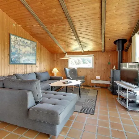 Holiday home Alaia - 1km From The Sea In Western Jutland By Interhome