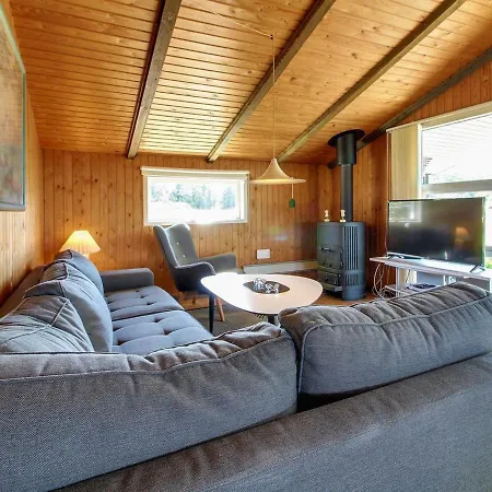 Alaia - 1km From The Sea In Western Jutland By Interhome *